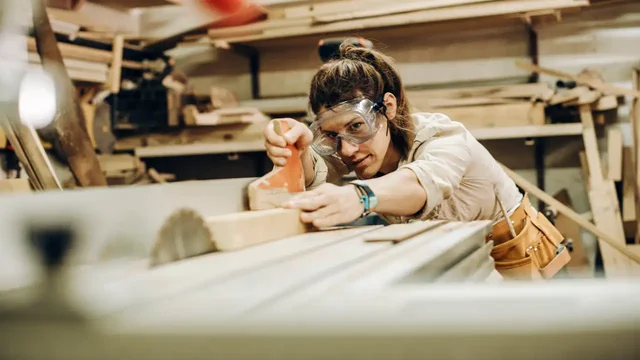 steeds-meer-hobby-meubelmakers-maken-van-hun-hobby-hun-werk.webp
