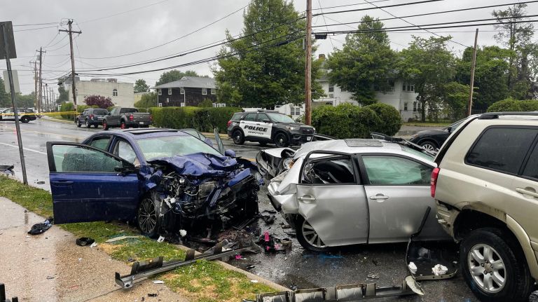Driver charged after fatal Hempstead crash