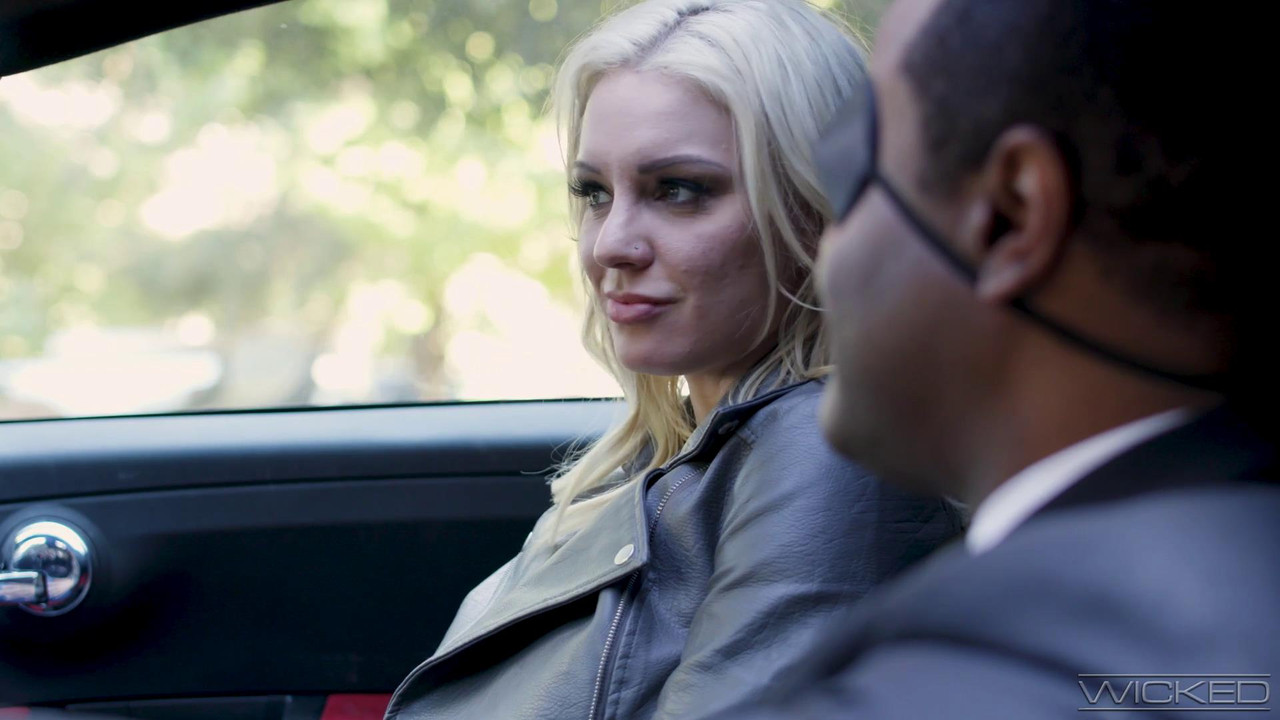 vlcsnap-2023-08-18-01h34m20s212