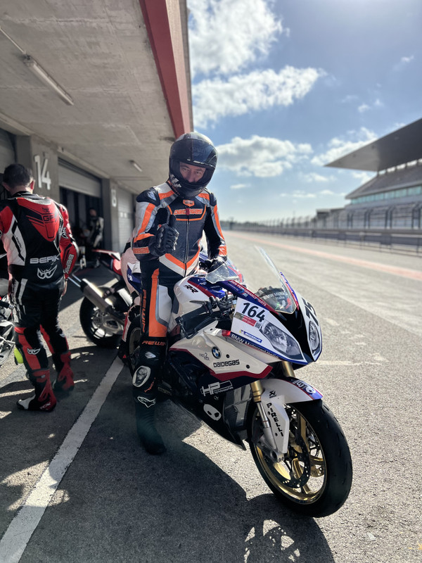 28ACB0B0-9BBE-405E-AB67-052F722E013C