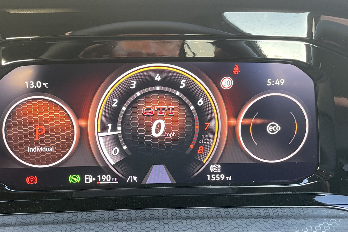 C181E08D-1126-403D-BA5F-AD65FF3E2C84