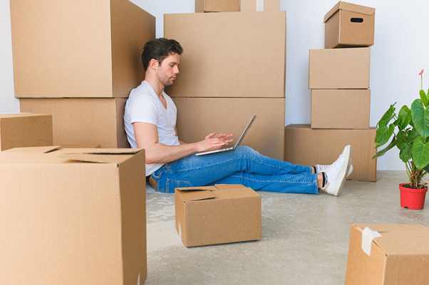 Minimalist Moving: How to Declutter Before You Relocate