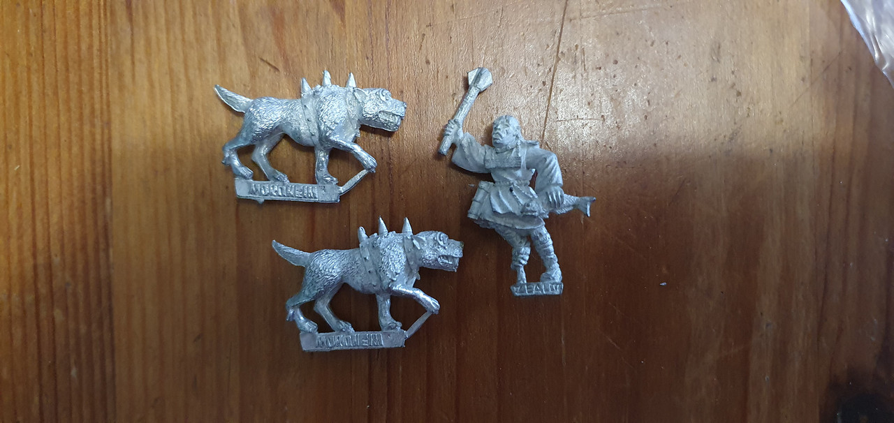 [Image: Mordheim-r-purgateurs.jpg]