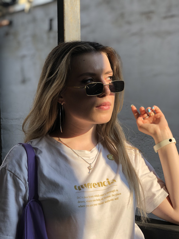 A4DEA9F0-6F5F-4425-B163-6556A0821244