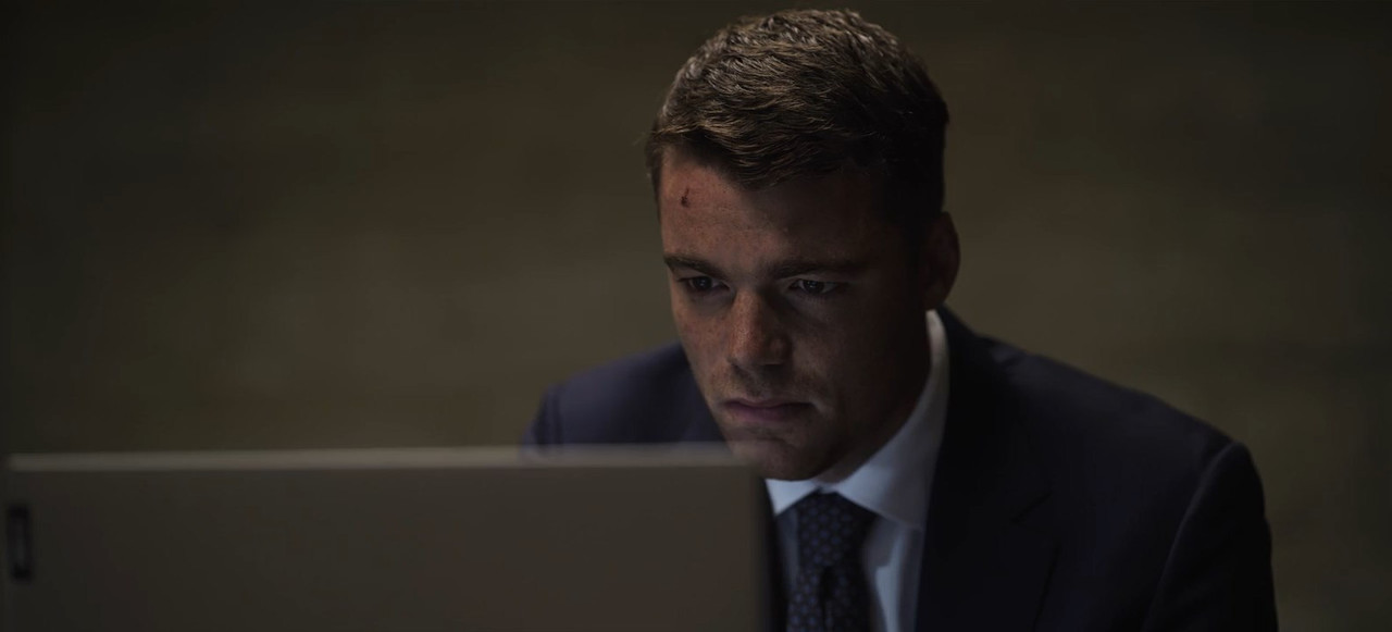 The Night Agent (2023) Season 1 [Hindi + English] WebRip 480p, 720p ESub - Complete Screenshot