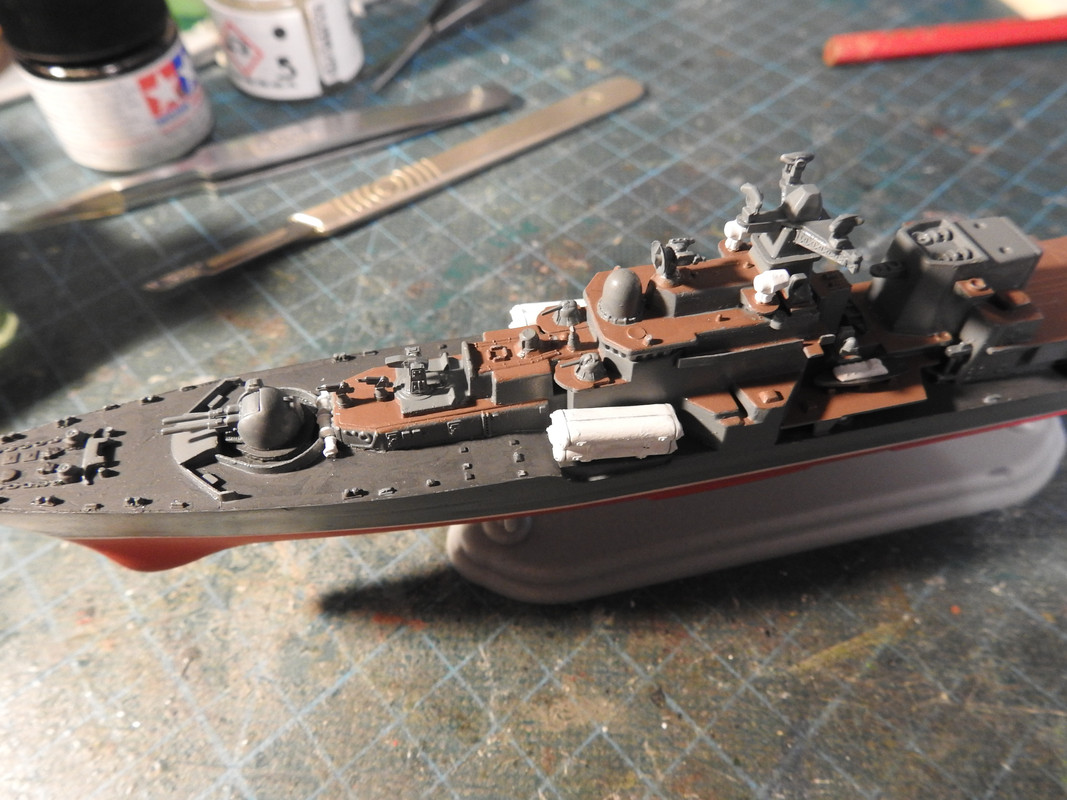 Russian Sovremenny Class Destroyer, 1/700 Dragon - Sida 2 DSCN3456