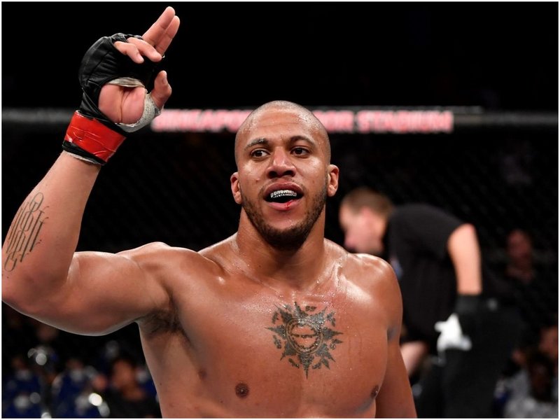 Сирил Ган дал полвината си заплата от UFC 265 за данъци