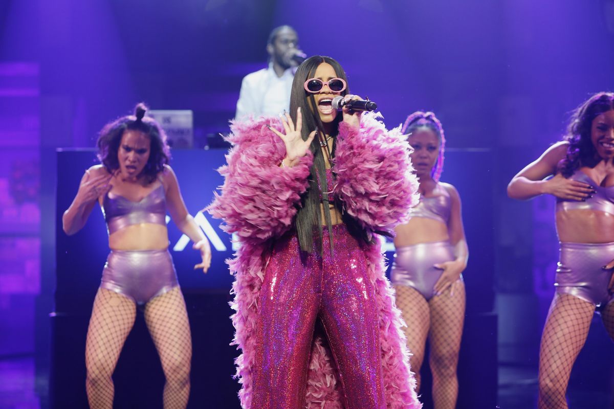 cardi-b-performs-at-jimmy-kimmel-live-10-18-2017-1