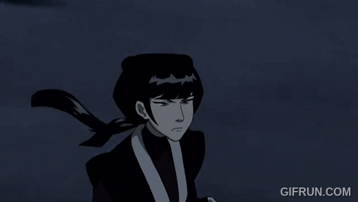 Mai-throws-arrows.gif