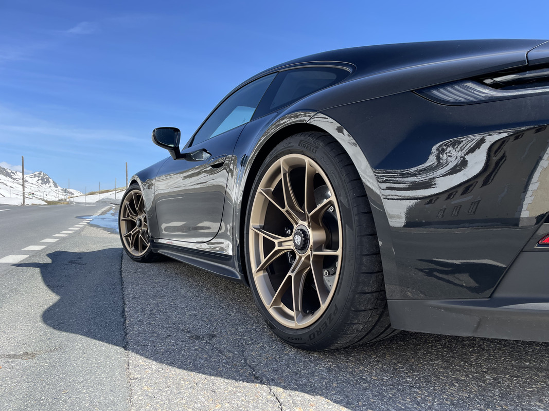 BA80848C-B1FF-4184-8414-37F6E0219A33