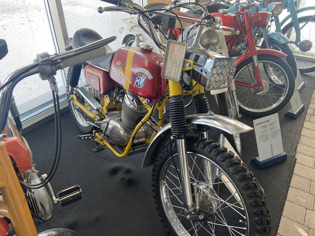 8F70EEAC-D20D-4726-A56C-41F4F3C9354A