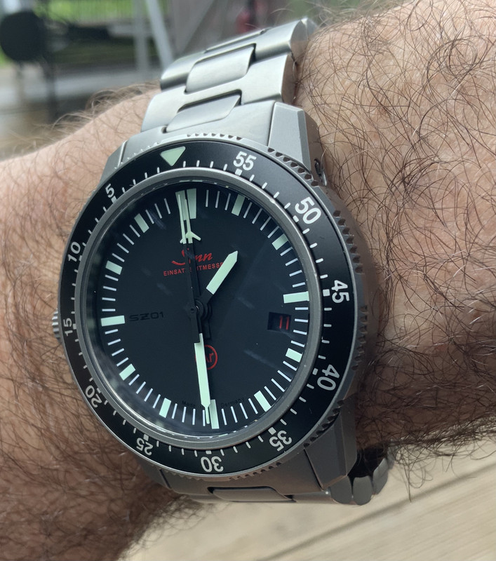 FEE1E45A-3812-4017-8216-4934D46A9D5D