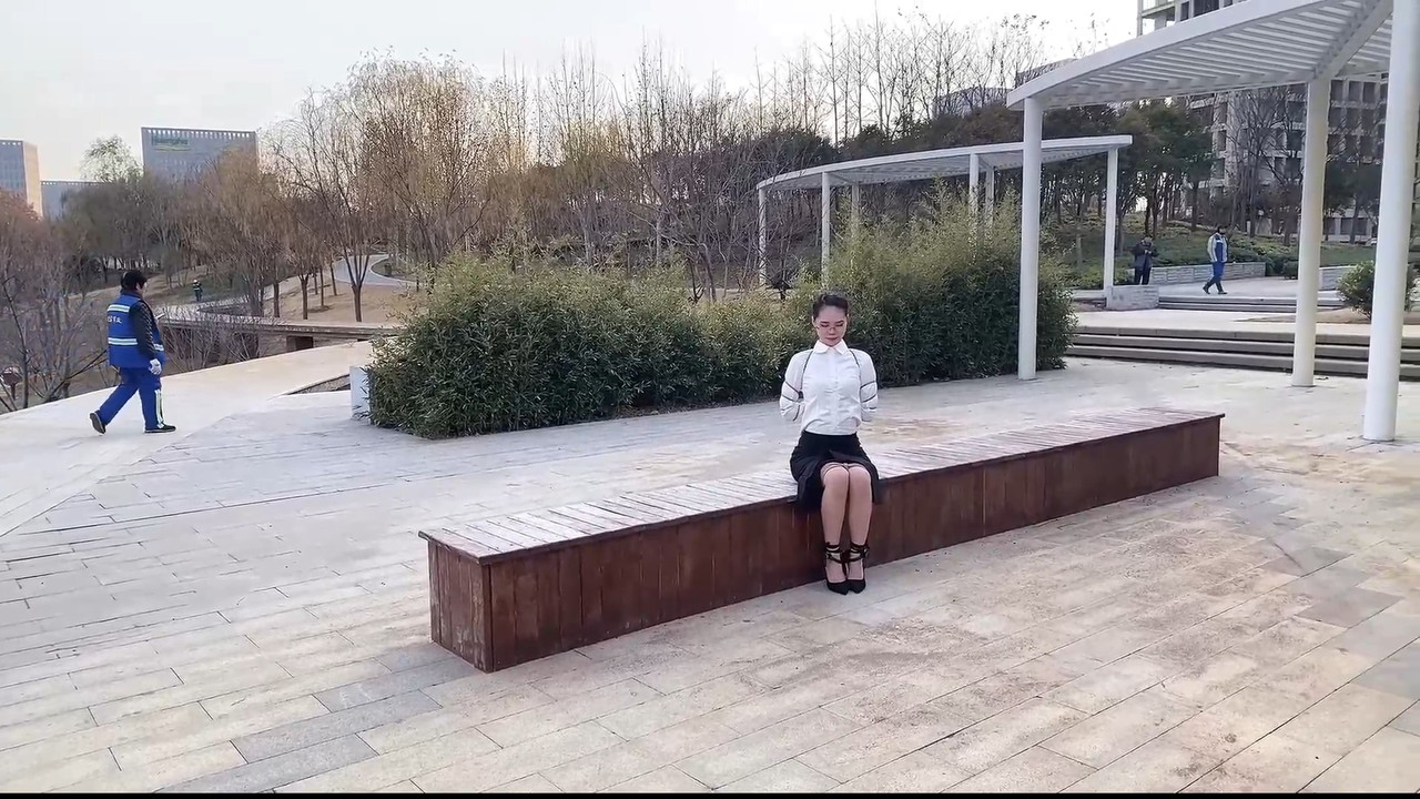 也许清风 高挑气质女白领定排.mp4_20250111_131928.069