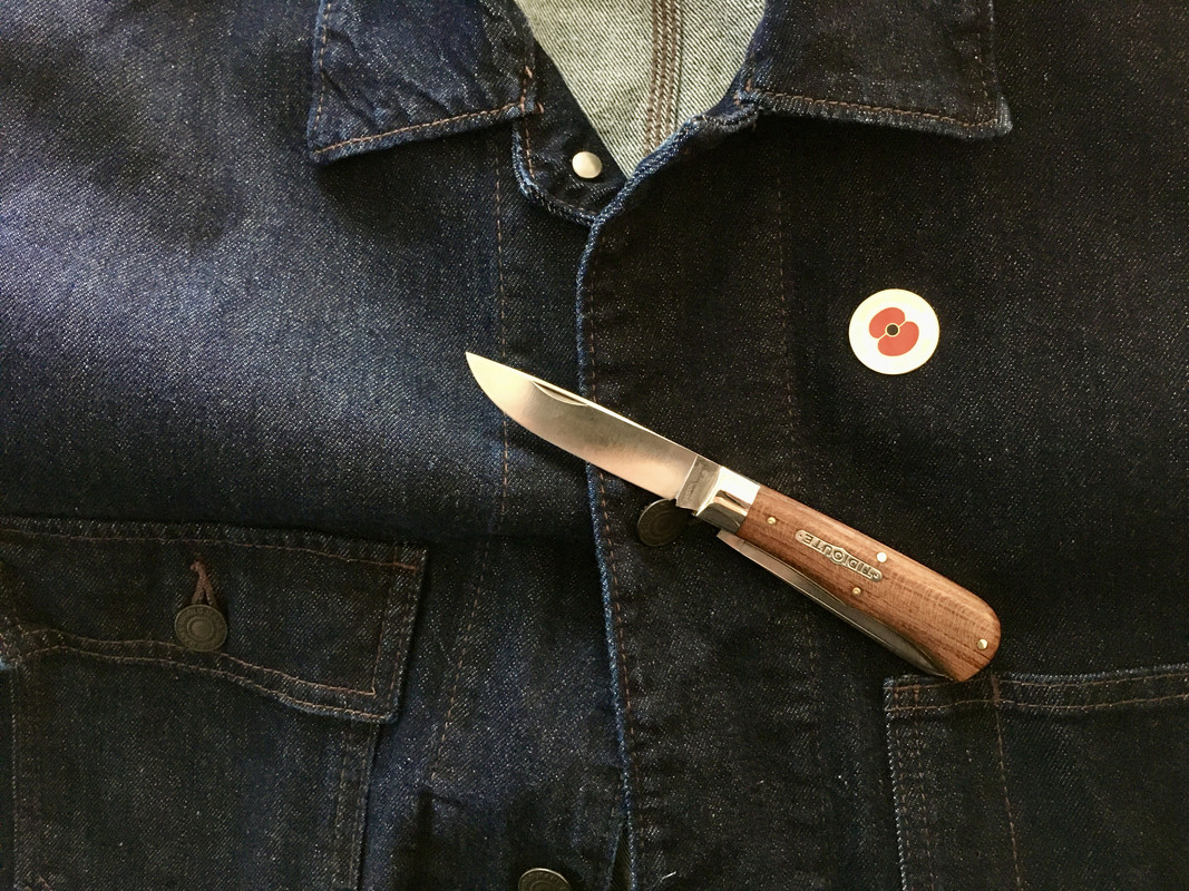 5ABF12E7-911D-4E8C-897E-2F25984313E5