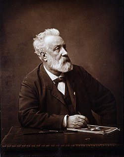 250px-Jules-Verne-in-1892.jpg