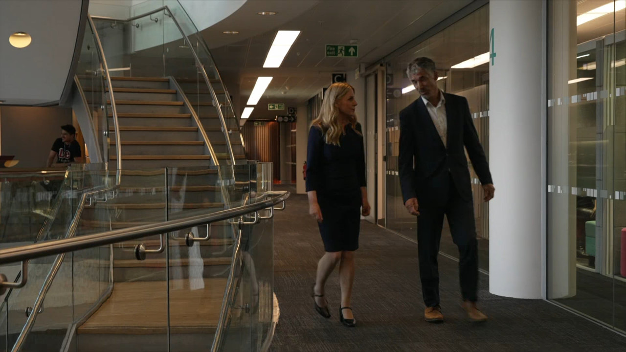 BBC News_20231215_18001830.ts_snapshot_16.08.566