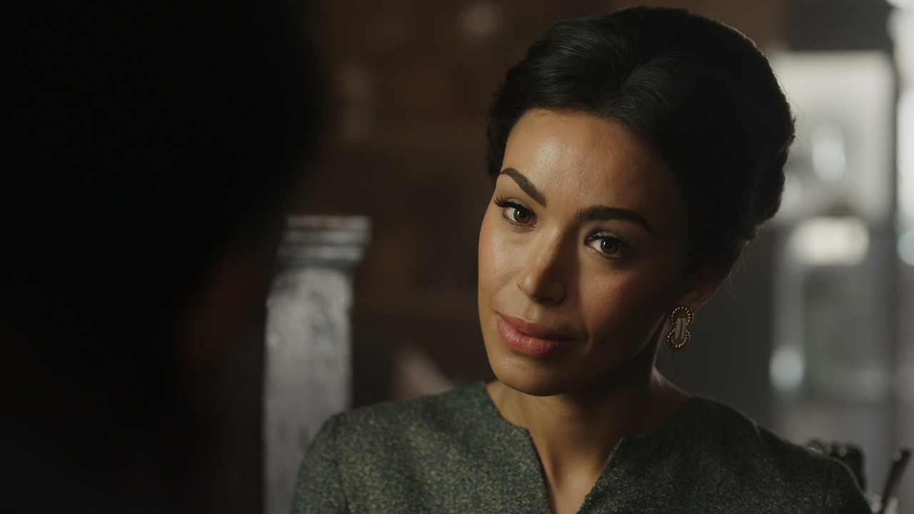 Godfather.of.Harlem.S04E01.New.Harlem.1080p.10bit.AMZN.WEB-DL.DDP5.1.HEVC-Vyndros.mkv_snapshot_23.40