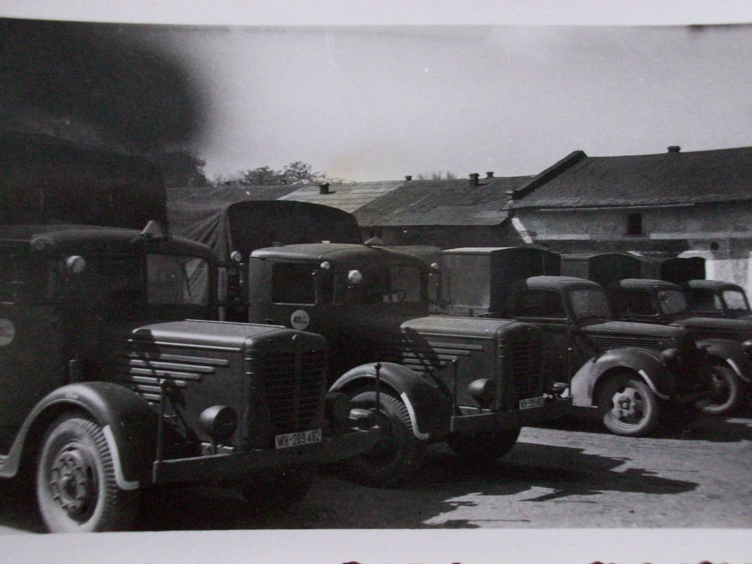 LKW Büssing NAG   Ford V8-51 des Heeres , Nachsc