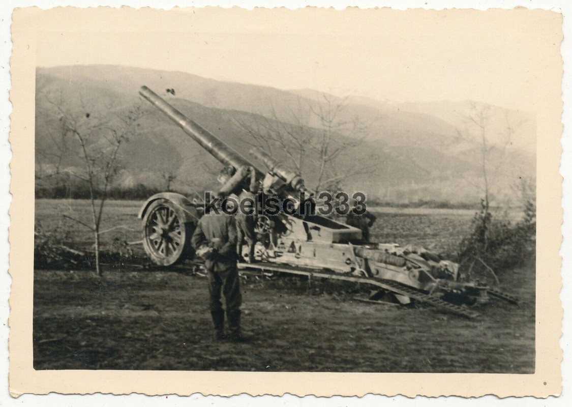 Foto 21cm Mörser Geschütz in Feuerstellung an der Balkanfront - Artillerie !!