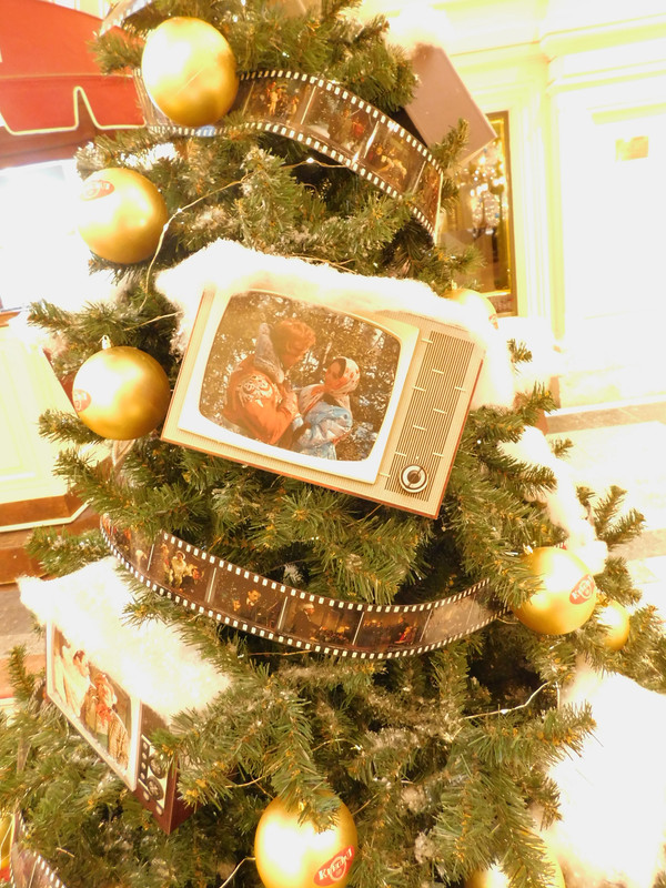 Выставка в музее Революции Кринолин и пр 173