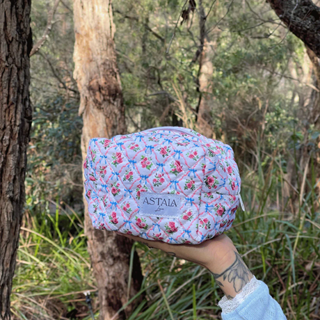 Makeup-Bag-in-Australia