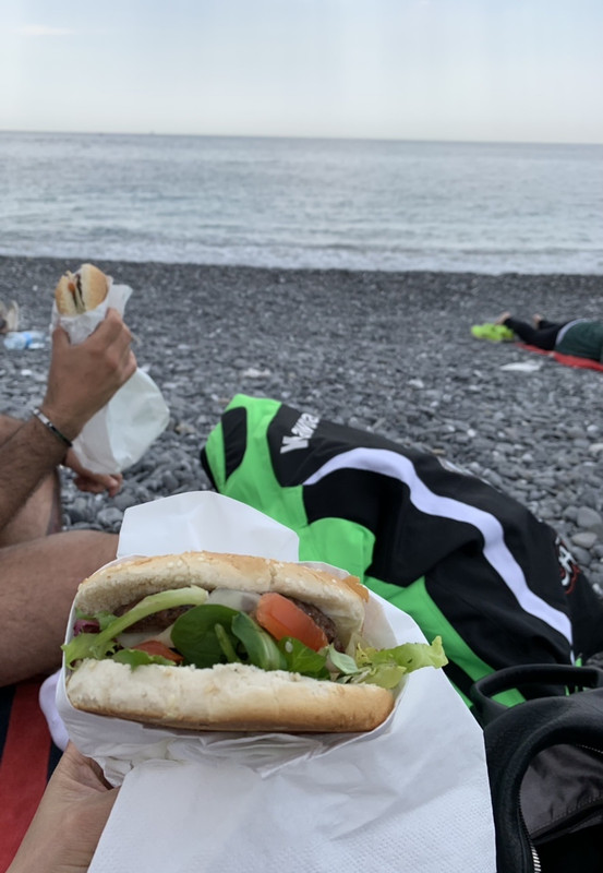 8C5DAD7E-3199-4DC6-8667-61C33D1BA549