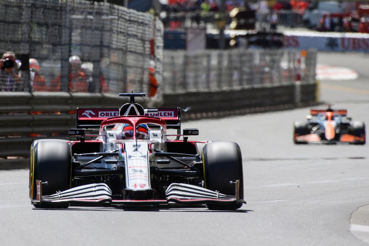 kimi-raikkonen-alfa-romeo-raci-1 (2)