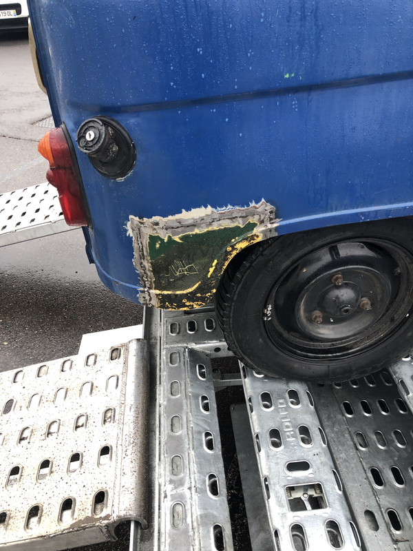 962E5A8B-7C1E-4310-9DAC-F87D297C459B