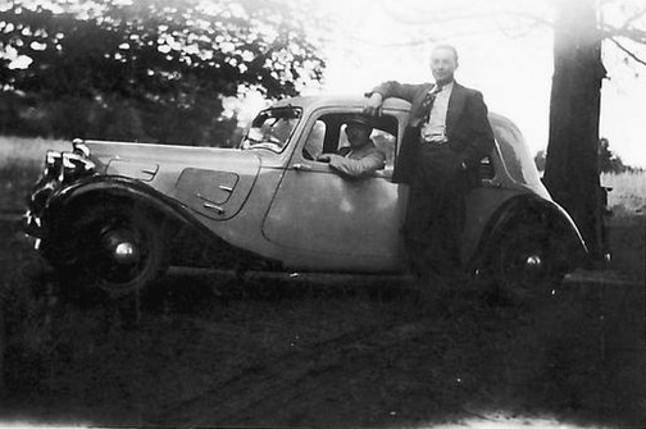 1934