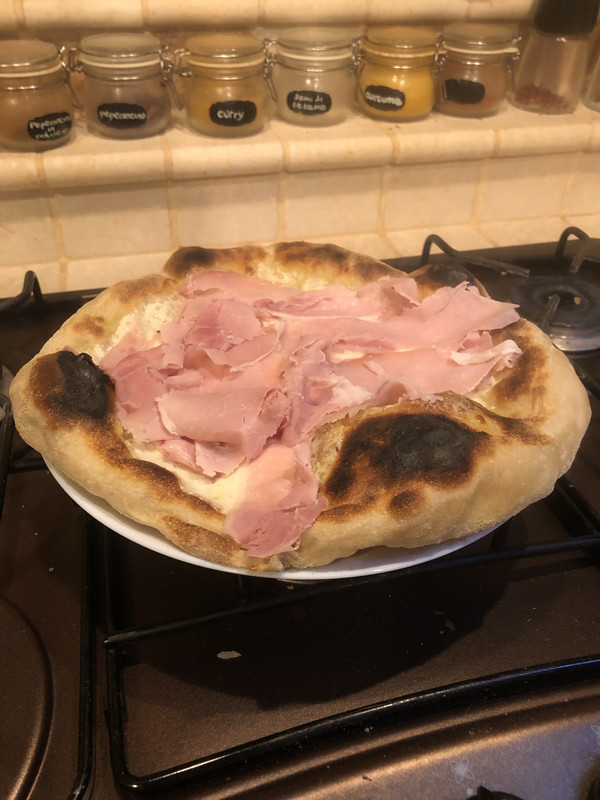 5D97F67F-745A-4990-86D4-8799BB3B12D3