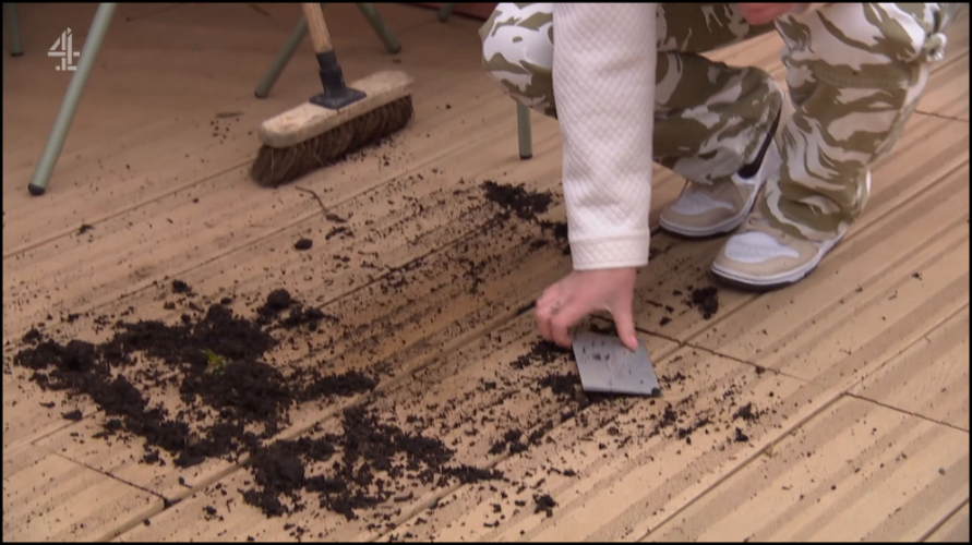 [Image: 6psi5xfjm5s9.png]