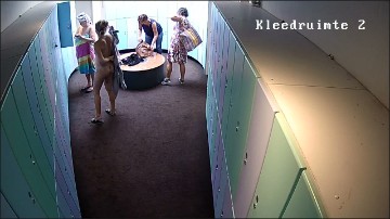 [Image: Voyeur21255110933.jpg]