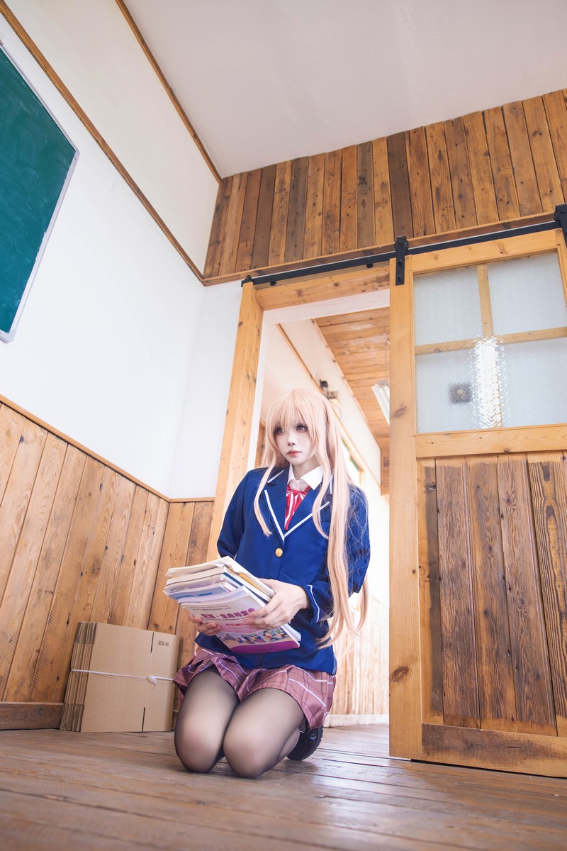 艾西Aiwest 邻家天使椎名真昼Cosplay写真图集 动漫角色高清图集 40P (150.1M)插图2