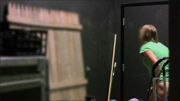 [Image: Voyeur12735074442.jpg]