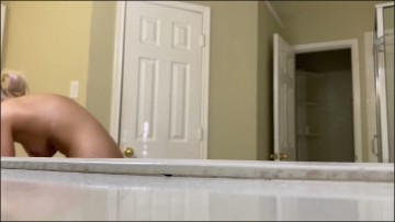 [Image: Voyeur58625103515.jpg]