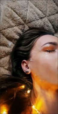 [Image: Cumshots8689015304.jpg]