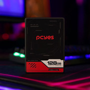 SSD PCYES PY128 Vista em Ângulo