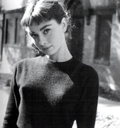 Audrey-Hepburn-me44