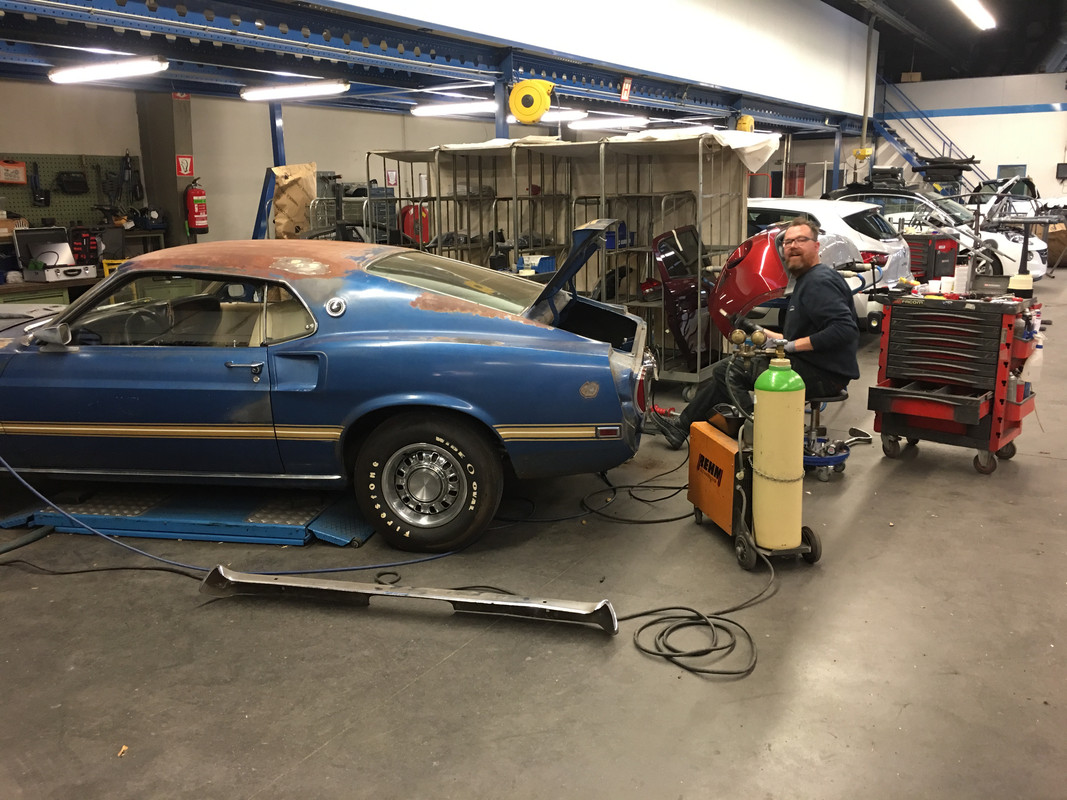 B130E714-DE4D-4BFB-9876-F9AE99206AC0