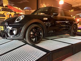 849B9CAA-A528-4D36-AF4D-69FFBB0B833B