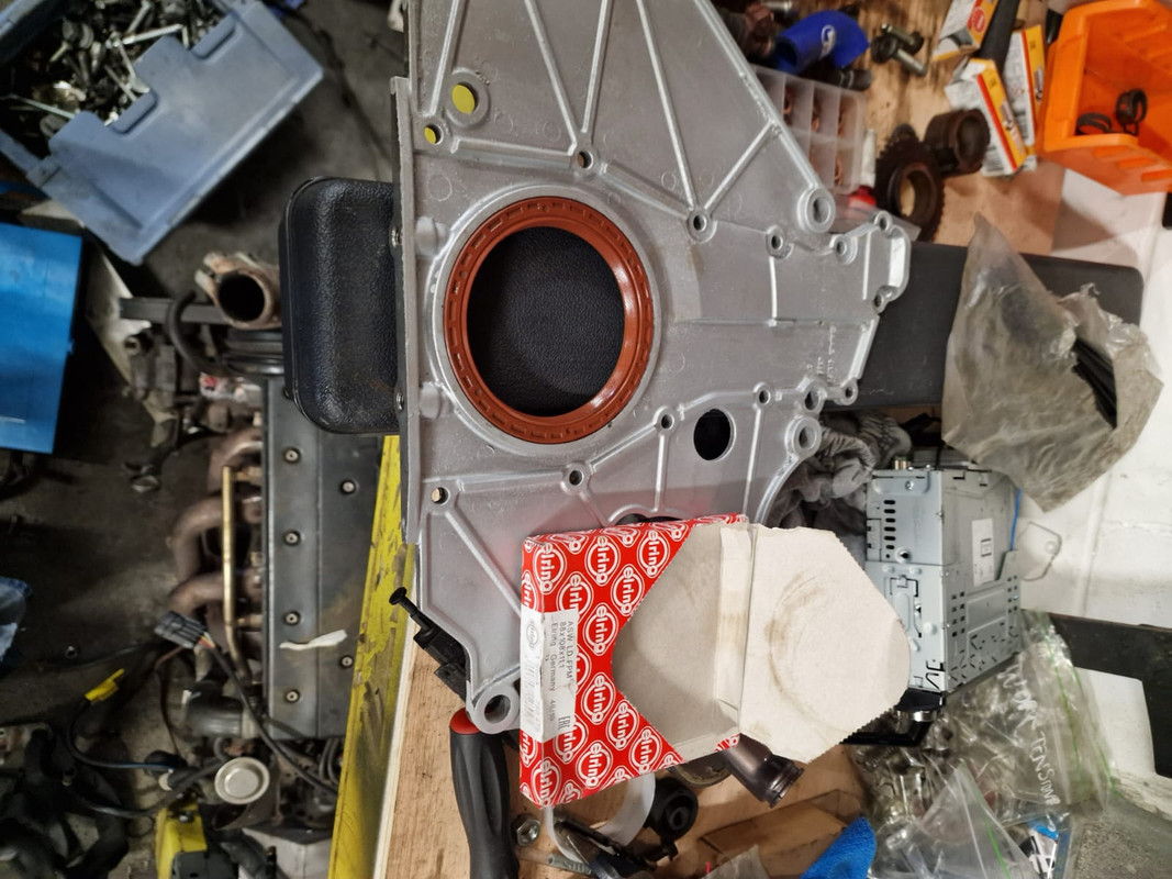 B35A0ACB-098B-4C27-81E7-80F5F1515675