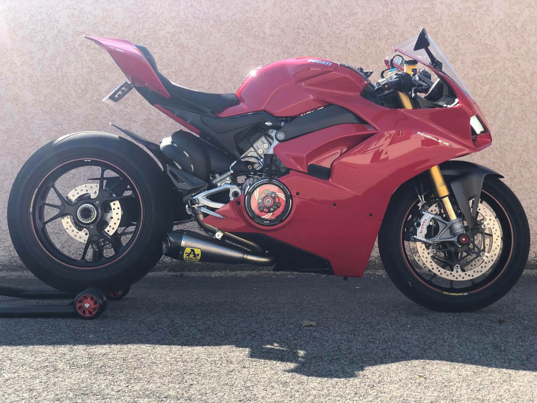 9C22BFF6-589C-48D3-9043-1BADD822BAFA