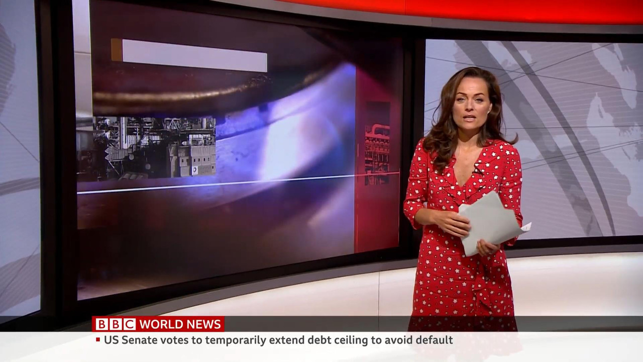 10.08 - 06.00.00 - BBC World News. News. Reporting on the day's inter....ts_snapshot_34.27_[2021.10.