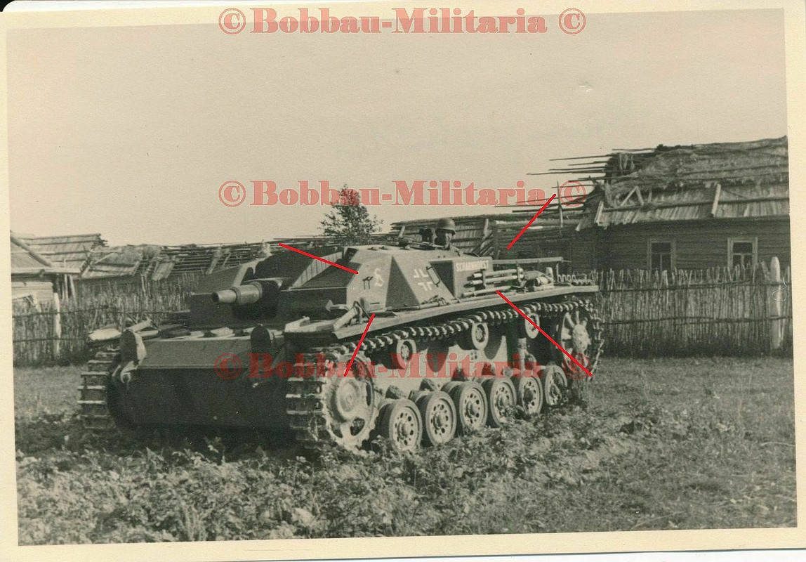 Foto STUG III Sturmgeschütz mit Namen SCHARNHORST und Emblem Wappen