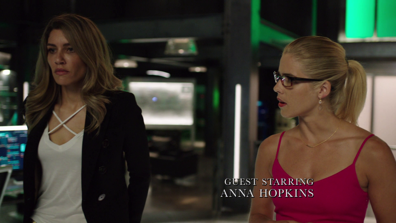 Arrow.S06E01.Ripercussioni.1080p.BDMux.ITA.ENG.x264-BlackBit[screenshot 5]