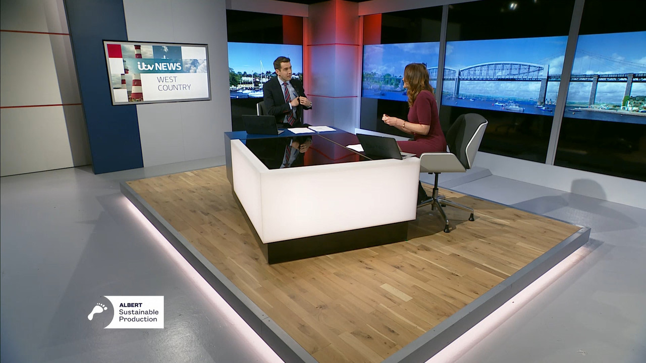 05.24 - 18.00.00 - ITV News London. The latest news in London and the....ts_snapshot_18.49.126