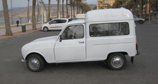 renault-4-latas-furgoneta-venta-4-700x375