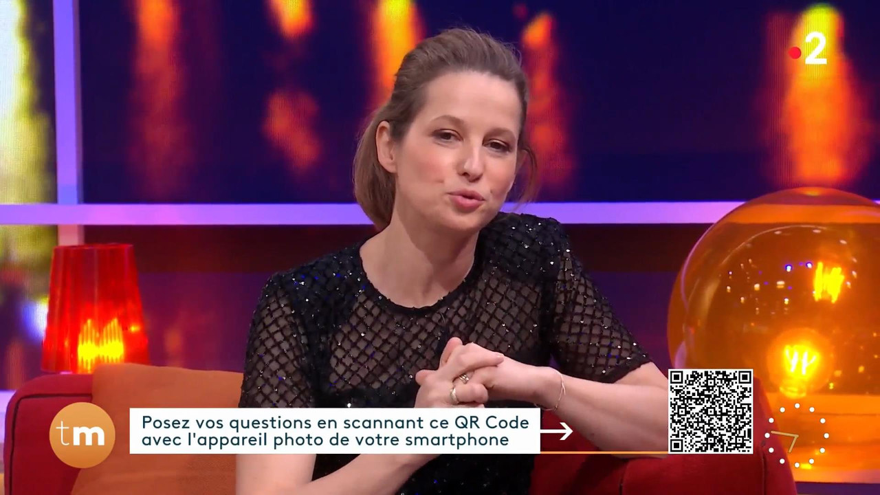Maud Descamps 2021-12-26.mp4_snapshot_01.30_[2021.12.29_00.16.21]