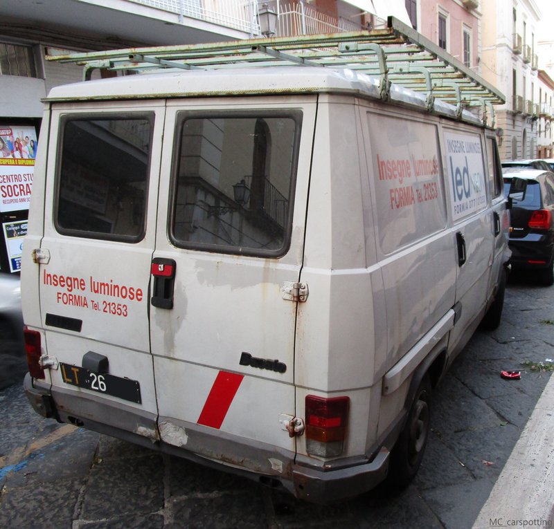 avvistamenti auto storiche - Pagina 25 IMG-1273