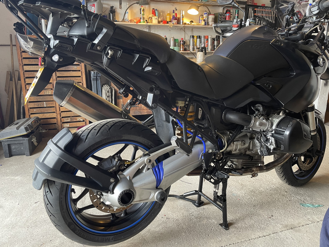 7C256090-3338-42F6-AE49-959A27B8952D